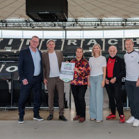 Demokratiebildung im Stadion: 15 Jahre BildungsArena Eintracht Frankfurt